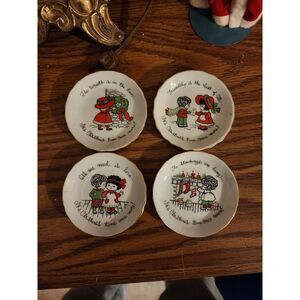 Vintage Enesco 1976 Christmas Plates Trinket Dishes Small Set Of‎ 4 Porcelain